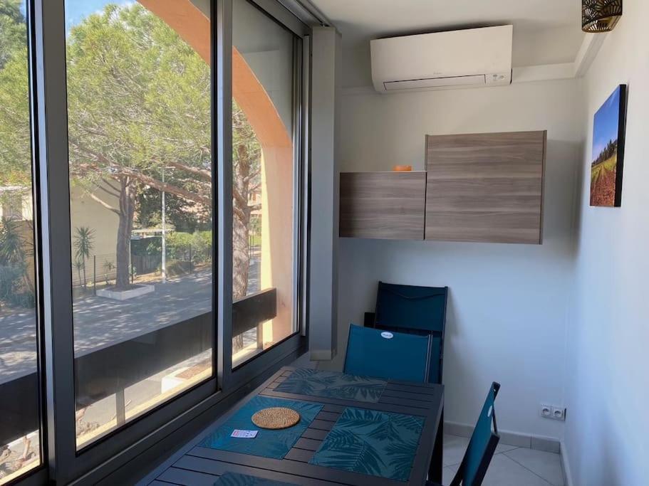 Ravissant T3 En Duplex Proche Mer La Londe-les-Maures Buitenkant foto